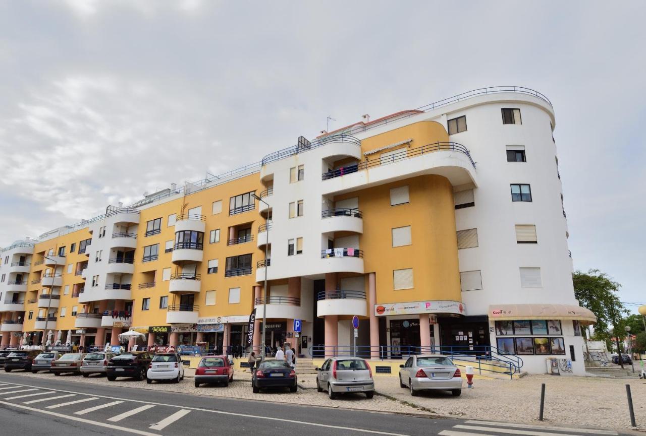 Palmeiras Beach Apartment Costa de Caparica Luaran gambar